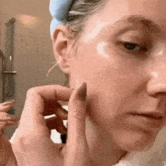 Awaken to Radiant, Youthful Skin Overnight
